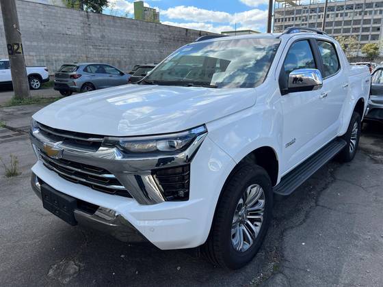 CHEVROLET S10 2.8 16V TURBO DIESEL HIGH COUNTRY CD 4X4 AUTOMÁTICO
